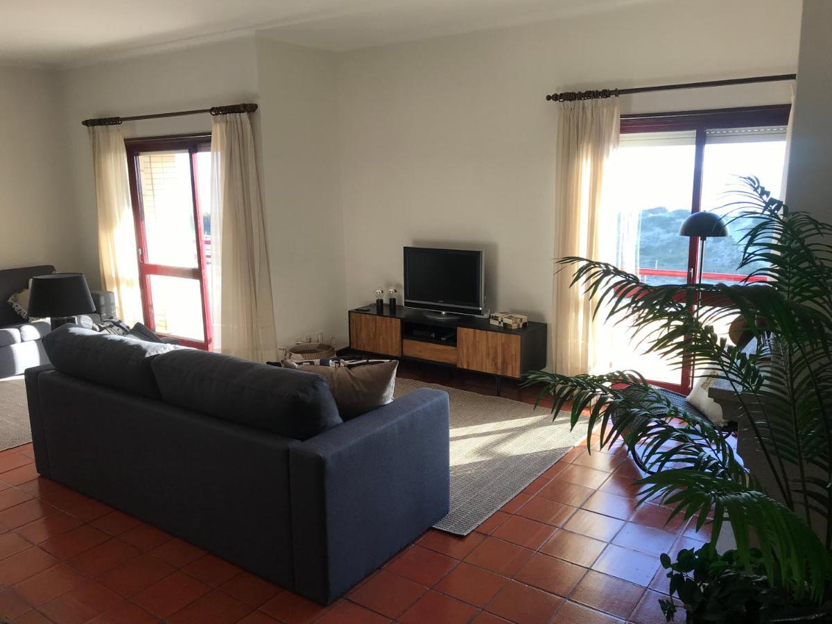 Beachfront Apartment With Swimming Pool Mindelo Luaran gambar
