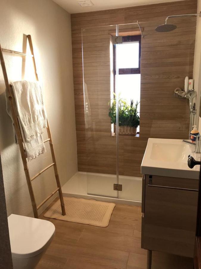 Beachfront Apartment With Swimming Pool Mindelo Luaran gambar